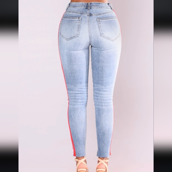 NWOT Fashion Nova Red Striped Side Jeans - Picture 5 of 12